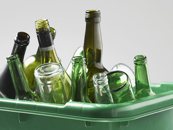 Glass containers sustainability through the years